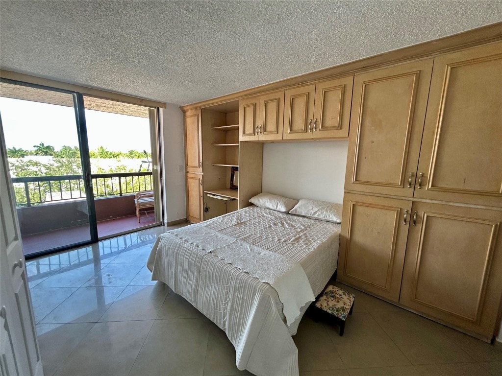 7040 Coral Way #501 Miami, FL 33155