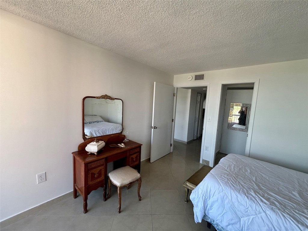 7040 Coral Way #501 Miami, FL 33155