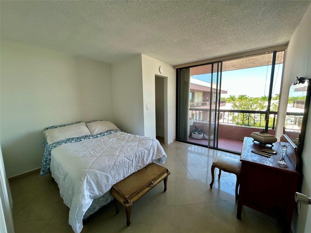 7040 Coral Way #501 Miami, FL 33155