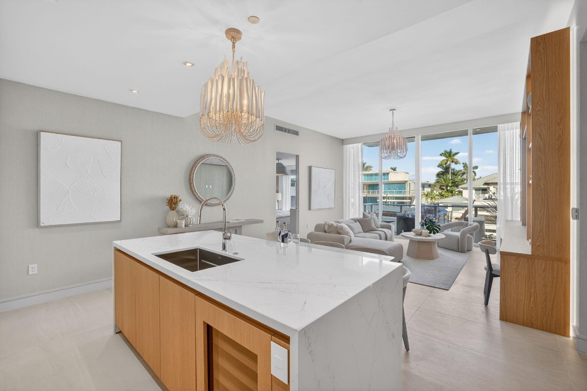 2311 SE 17th #204 Fort Lauderdale, FL 33316