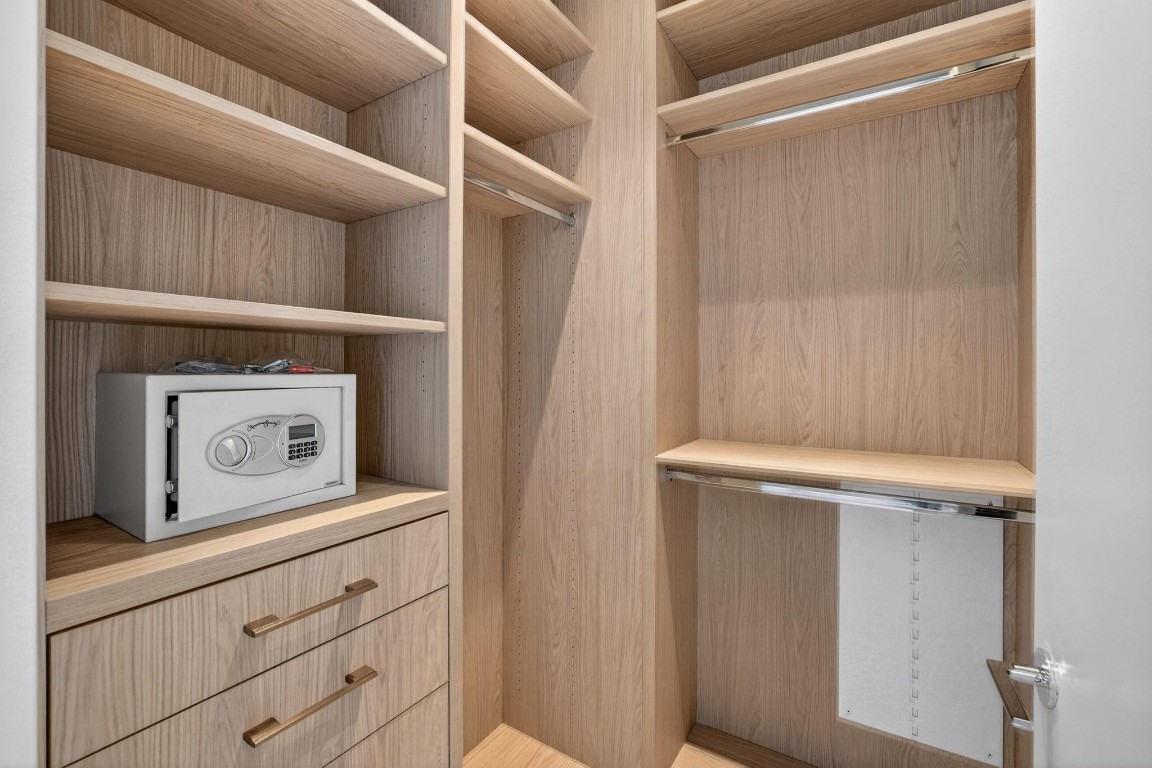 2311 SE 17th #204 Fort Lauderdale, FL 33316