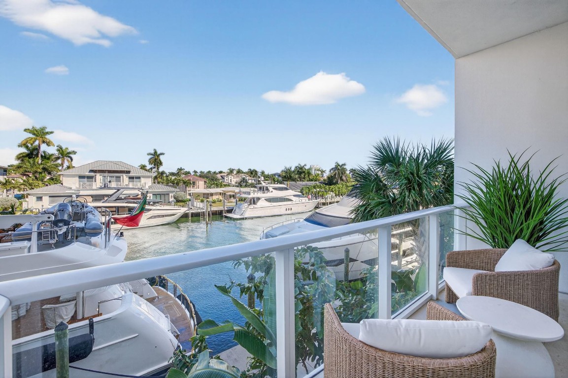 2311 SE 17th #204 Fort Lauderdale, FL 33316