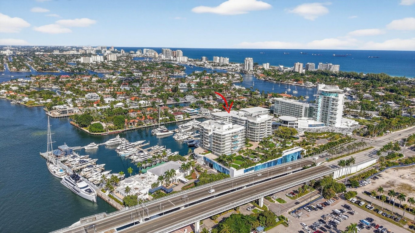 2311 SE 17th #204 Fort Lauderdale, FL 33316