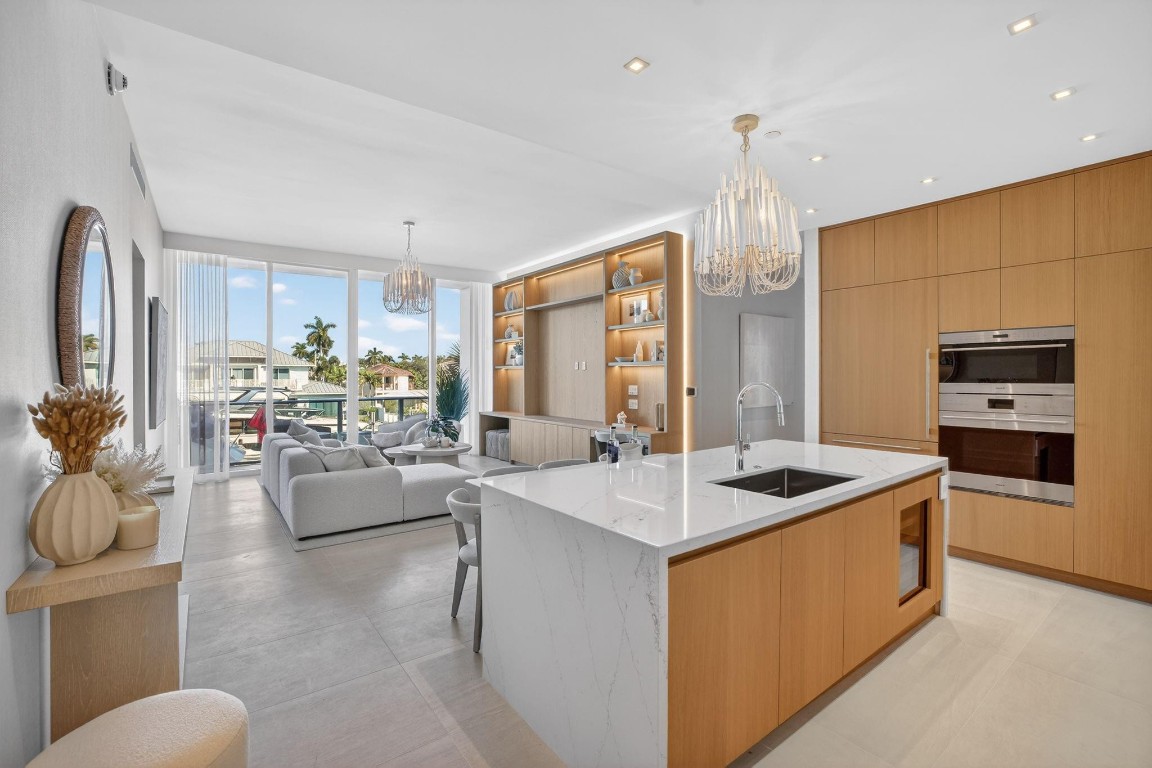 2311 SE 17th #204 Fort Lauderdale, FL 33316