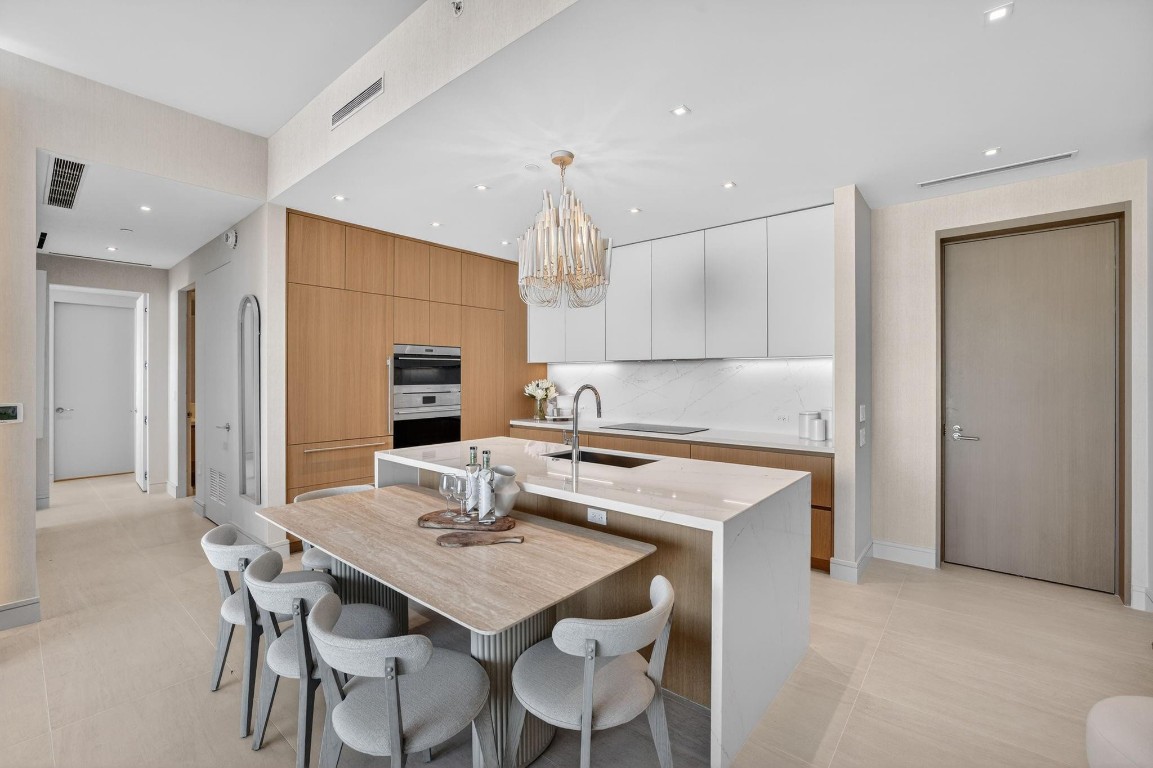 2311 SE 17th #204 Fort Lauderdale, FL 33316