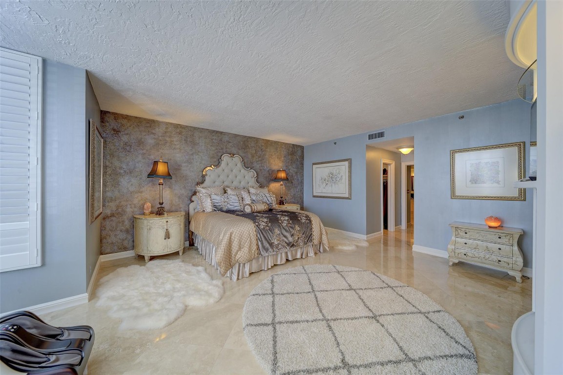 1073 Hillsboro Mile #1-S Hillsboro Beach, FL 33062