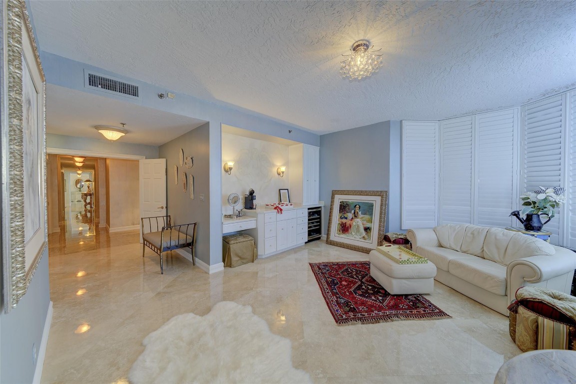 1073 Hillsboro Mile #1-S Hillsboro Beach, FL 33062