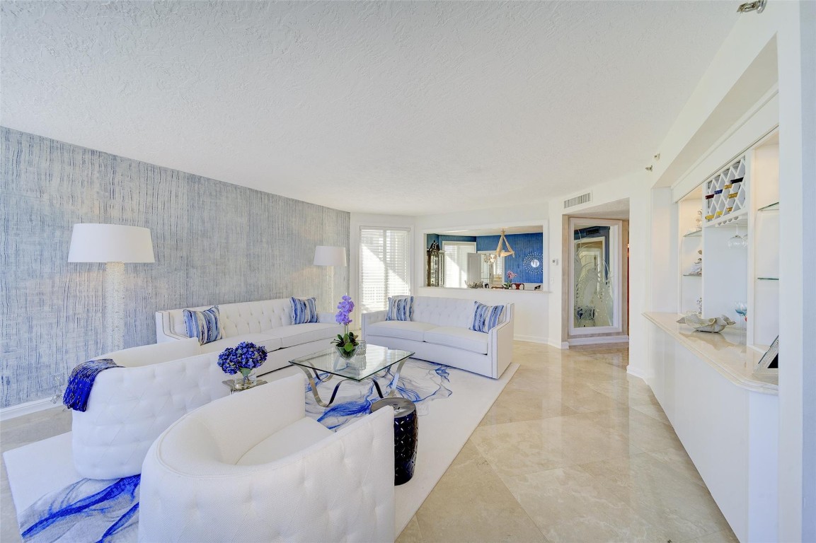 1073 Hillsboro Mile #1-S Hillsboro Beach, FL 33062