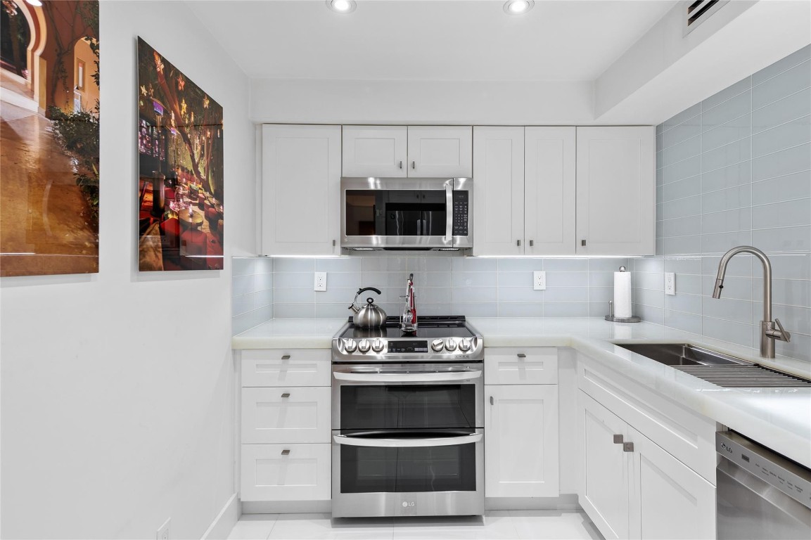 3909 N Ocean #107 Fort Lauderdale, FL 33308