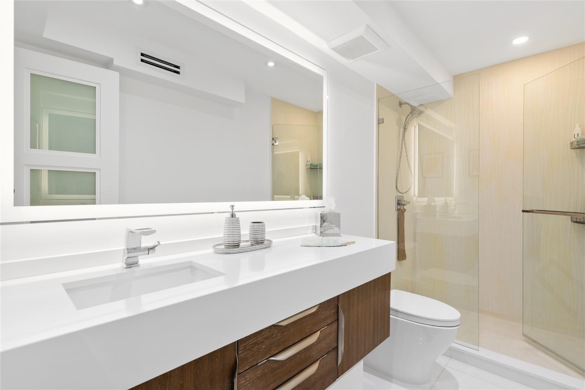 3909 N Ocean #107 Fort Lauderdale, FL 33308