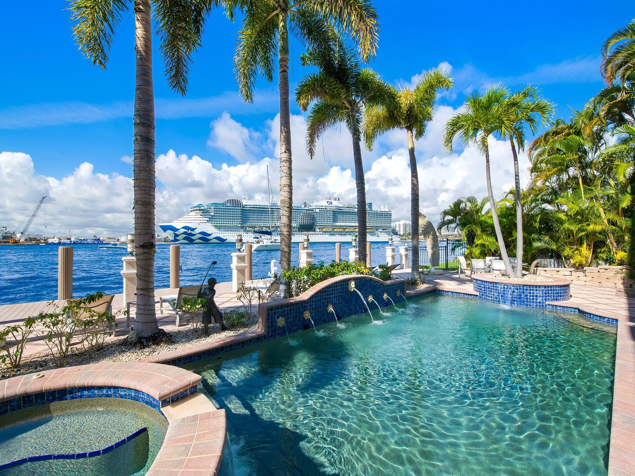 1965 SE 21st Fort Lauderdale, FL 33316