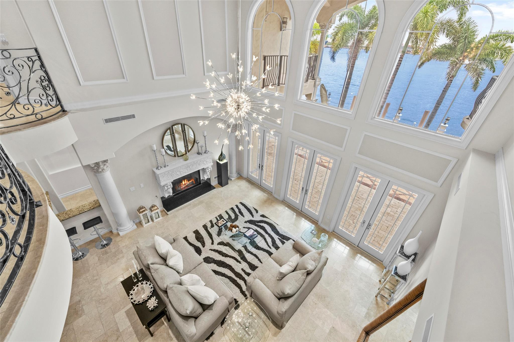 1965 SE 21st Fort Lauderdale, FL 33316