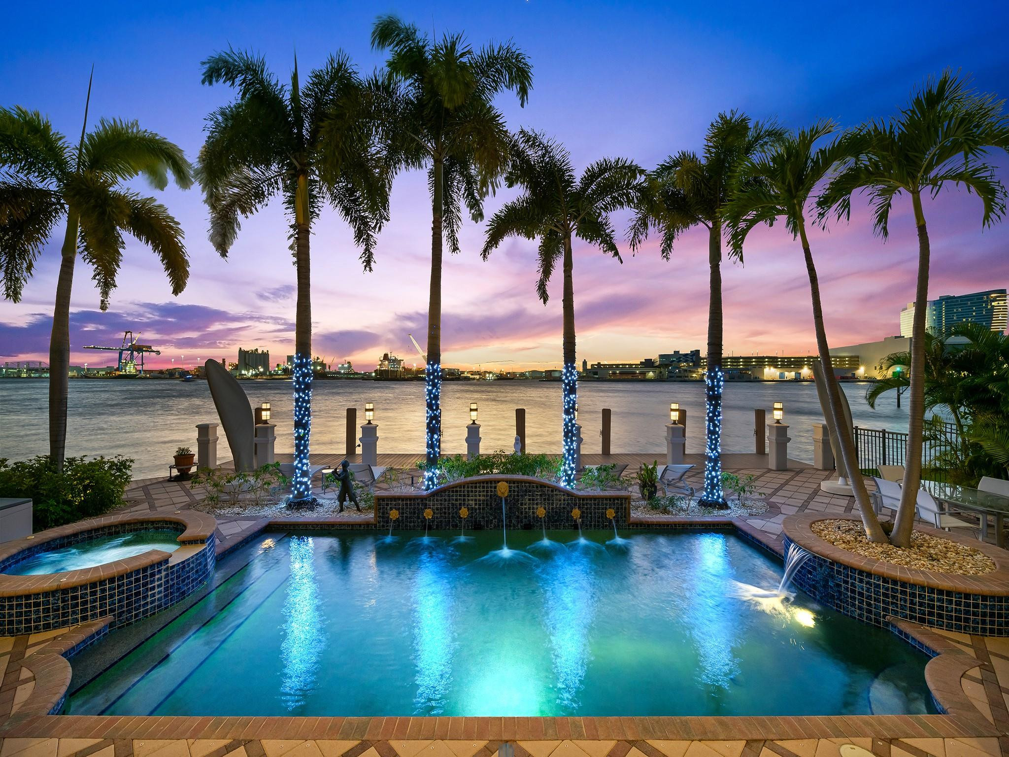 1965 SE 21st Fort Lauderdale, FL 33316