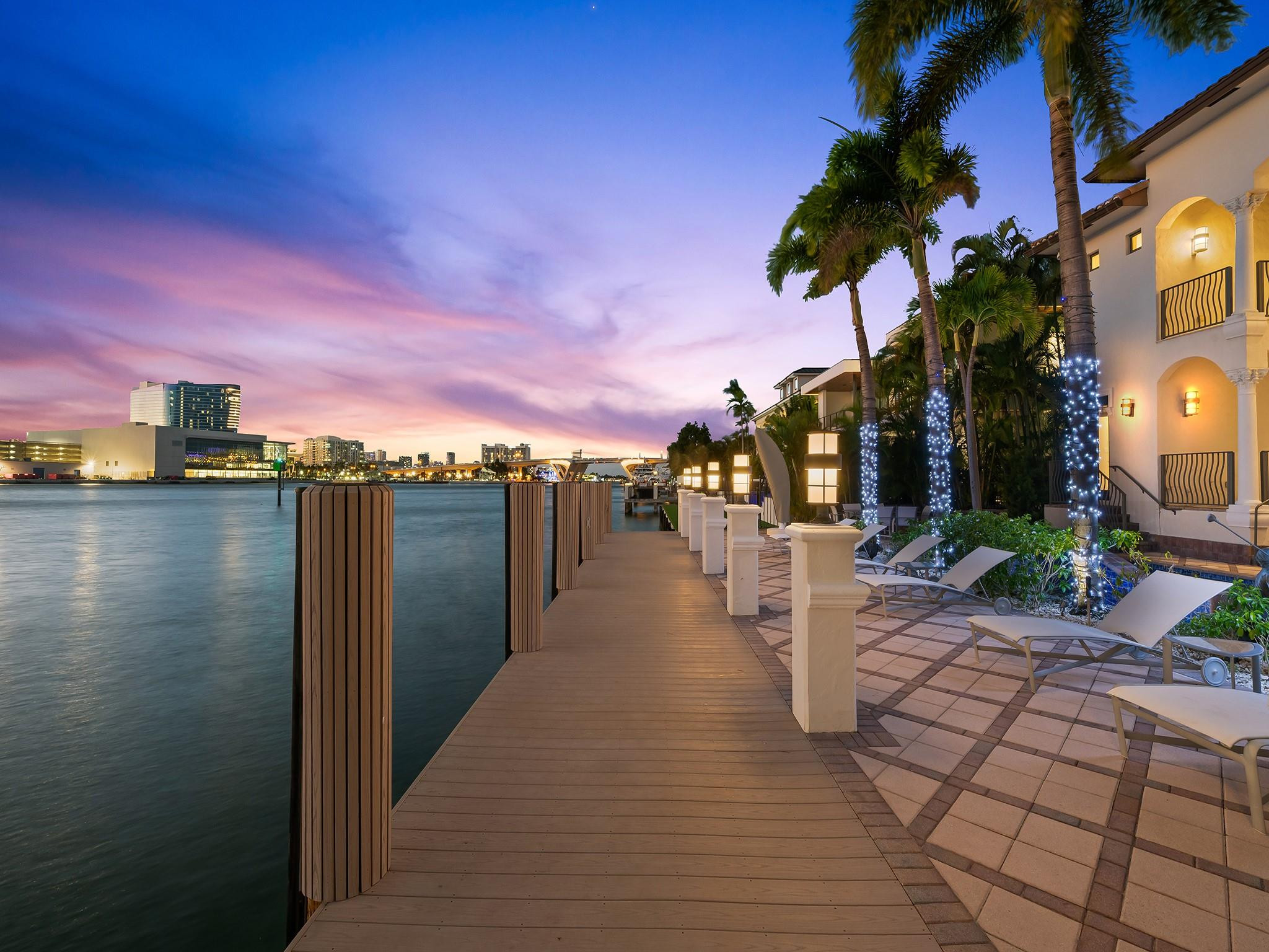 1965 SE 21st Fort Lauderdale, FL 33316