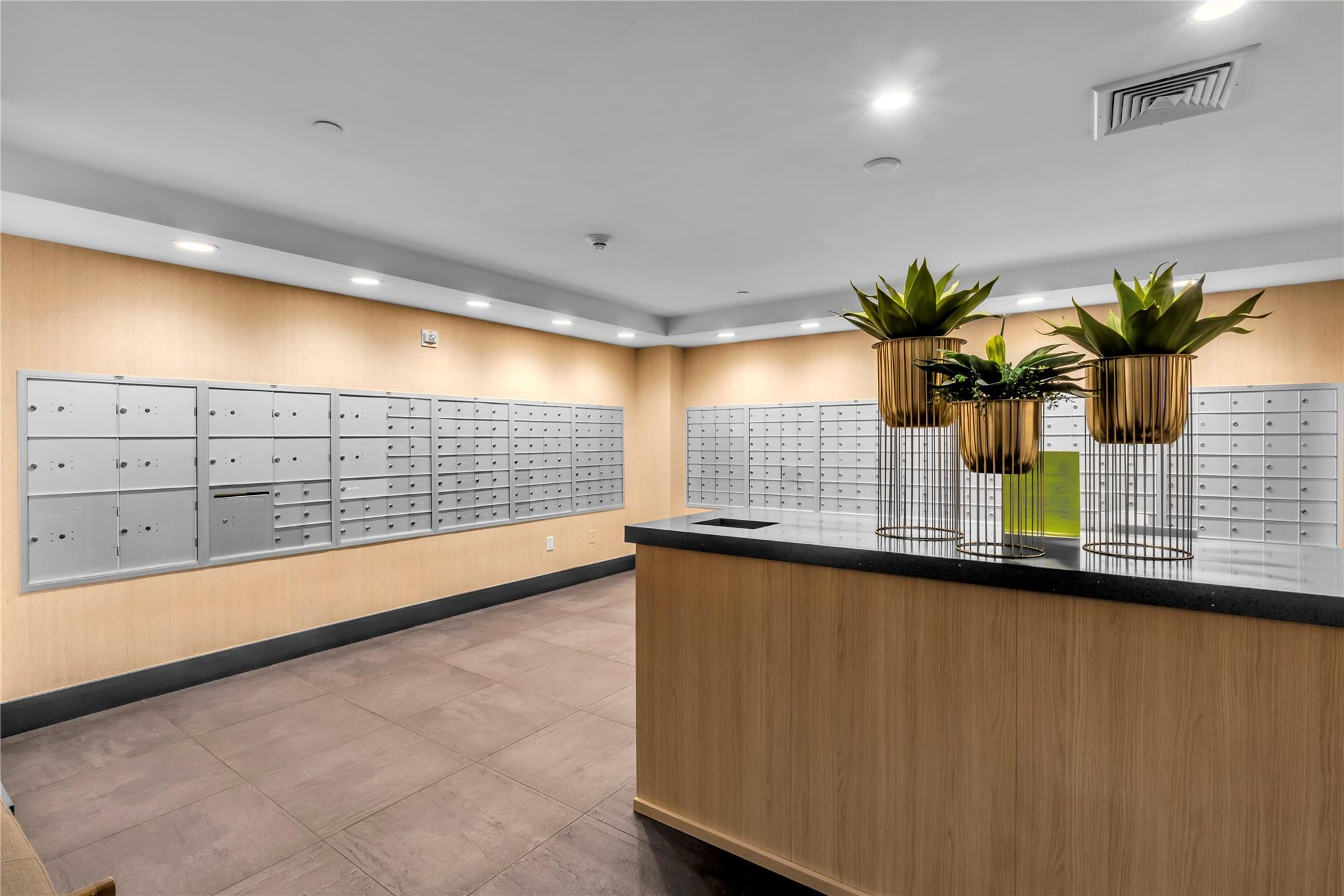 image The Ivy at Riverfront24