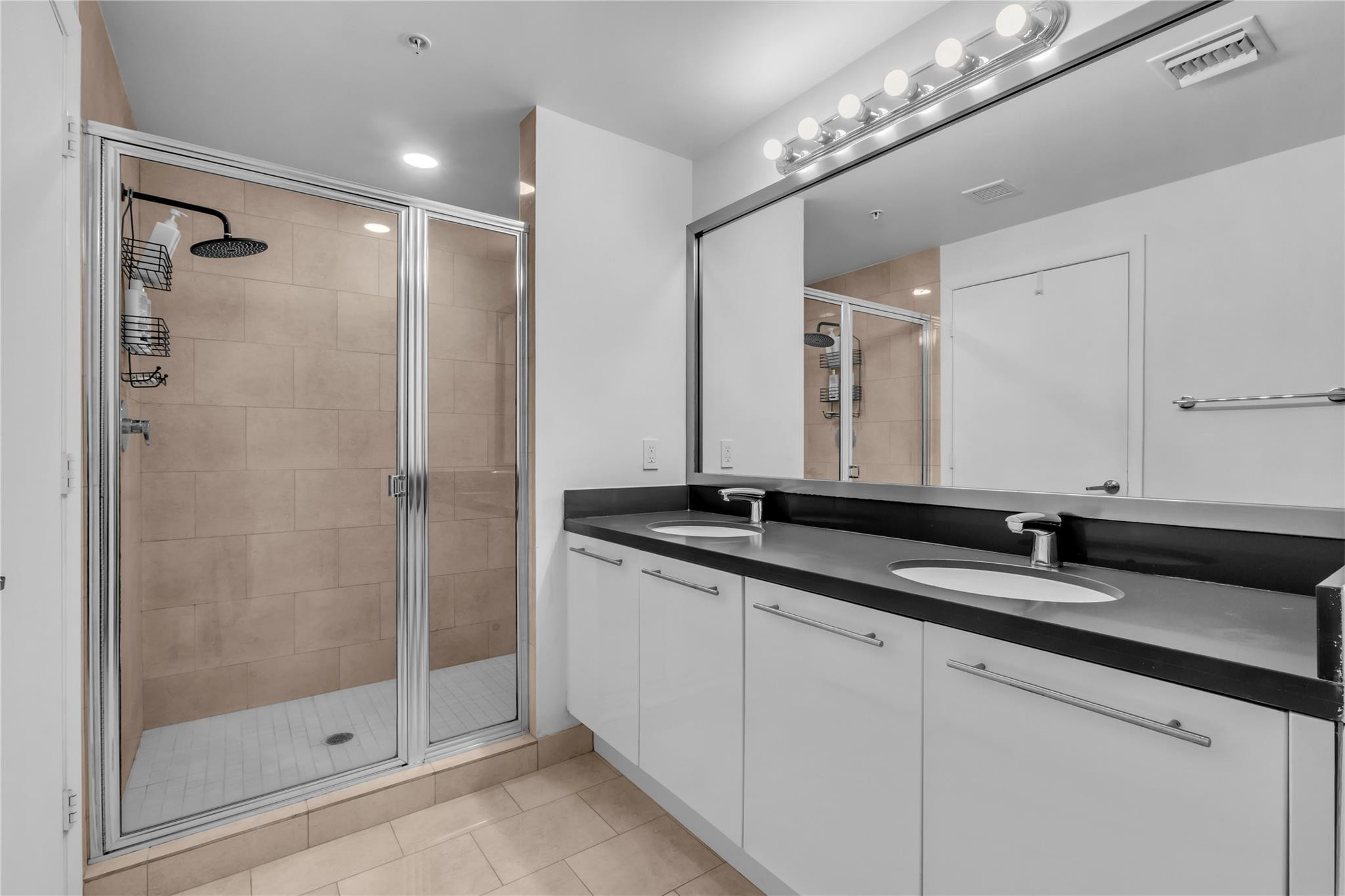 image The Ivy at Riverfront4