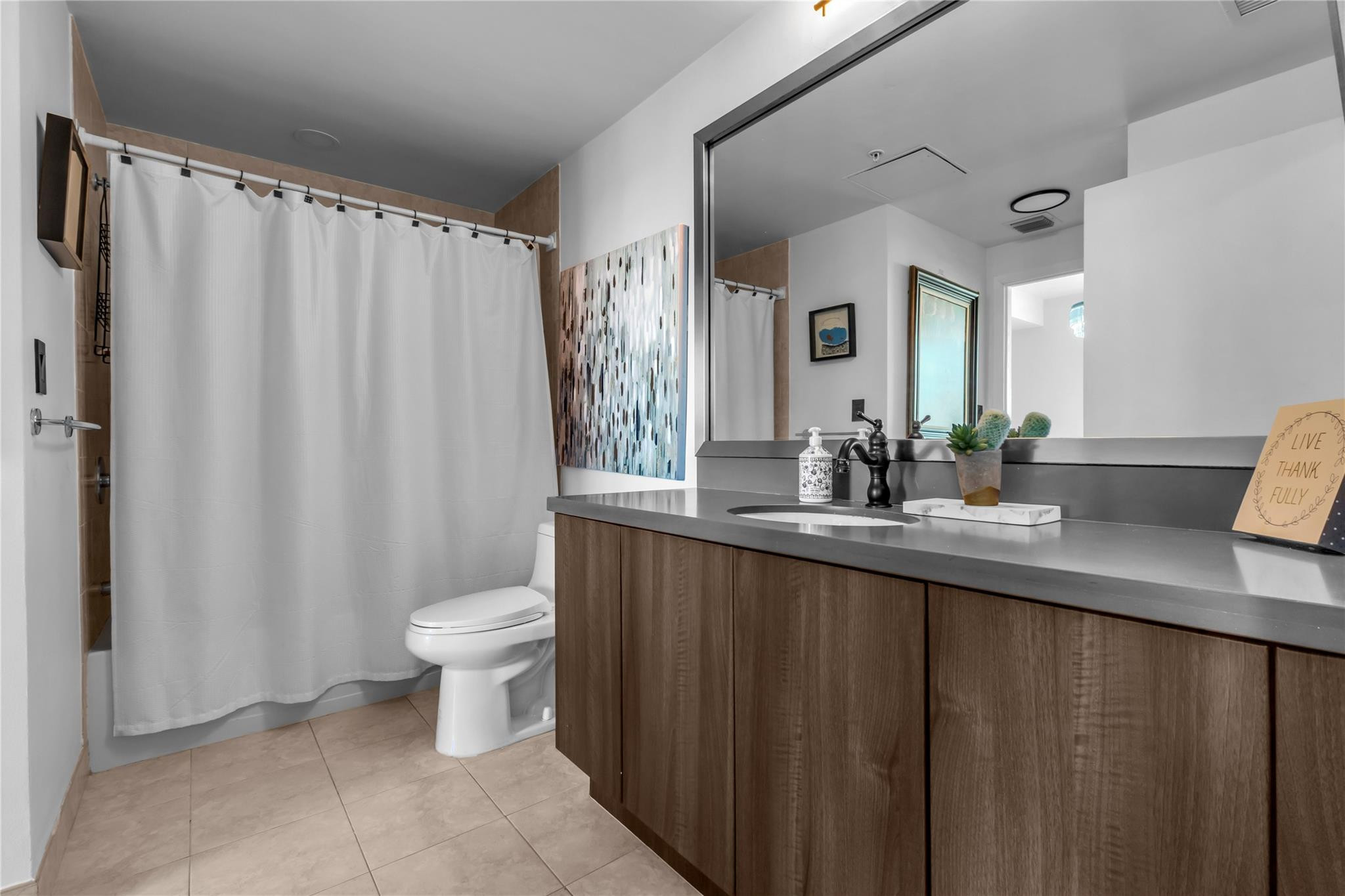 image The Ivy at Riverfront6