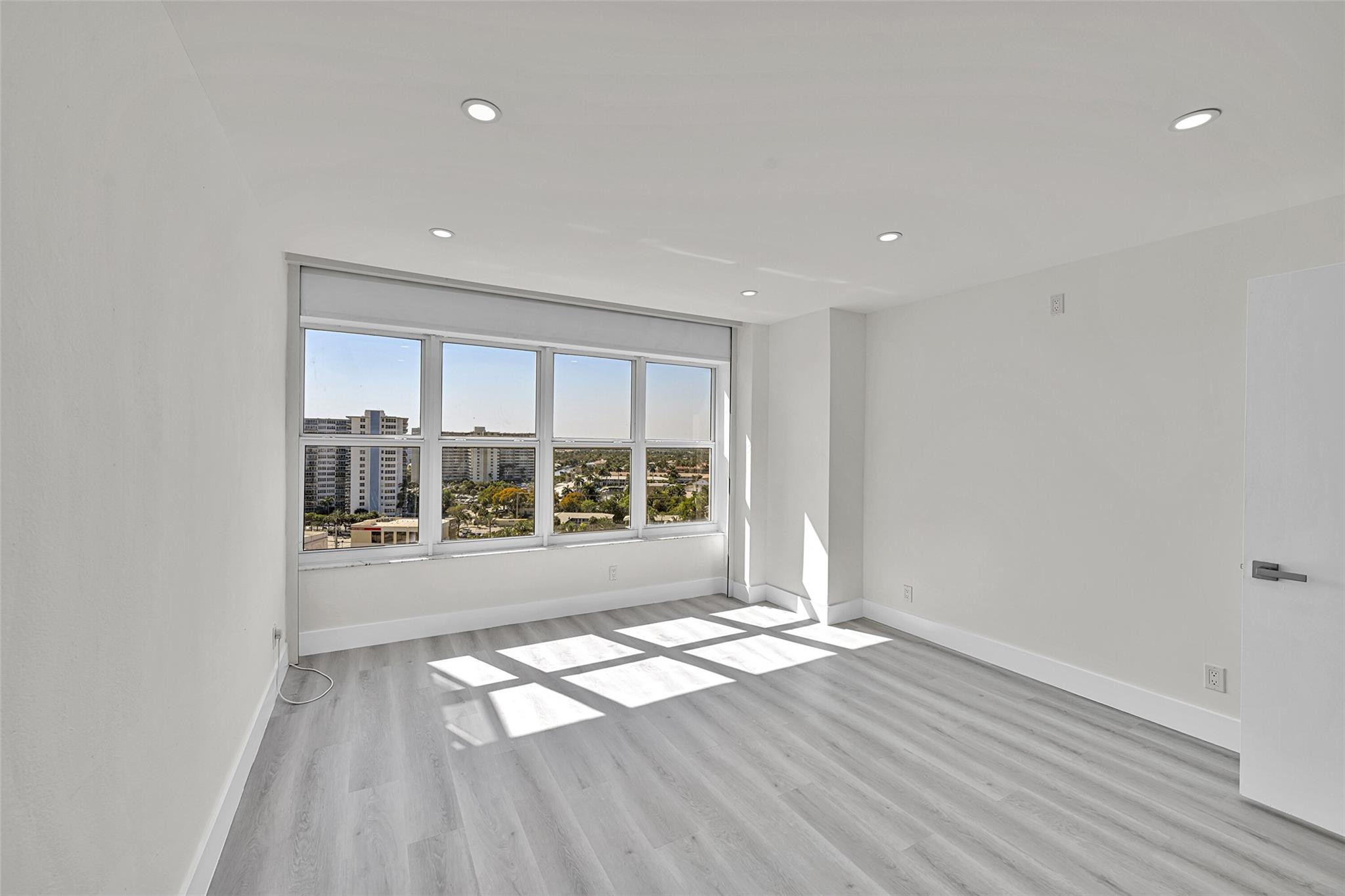 3700 Galt Ocean #1215 Fort Lauderdale, FL 33308