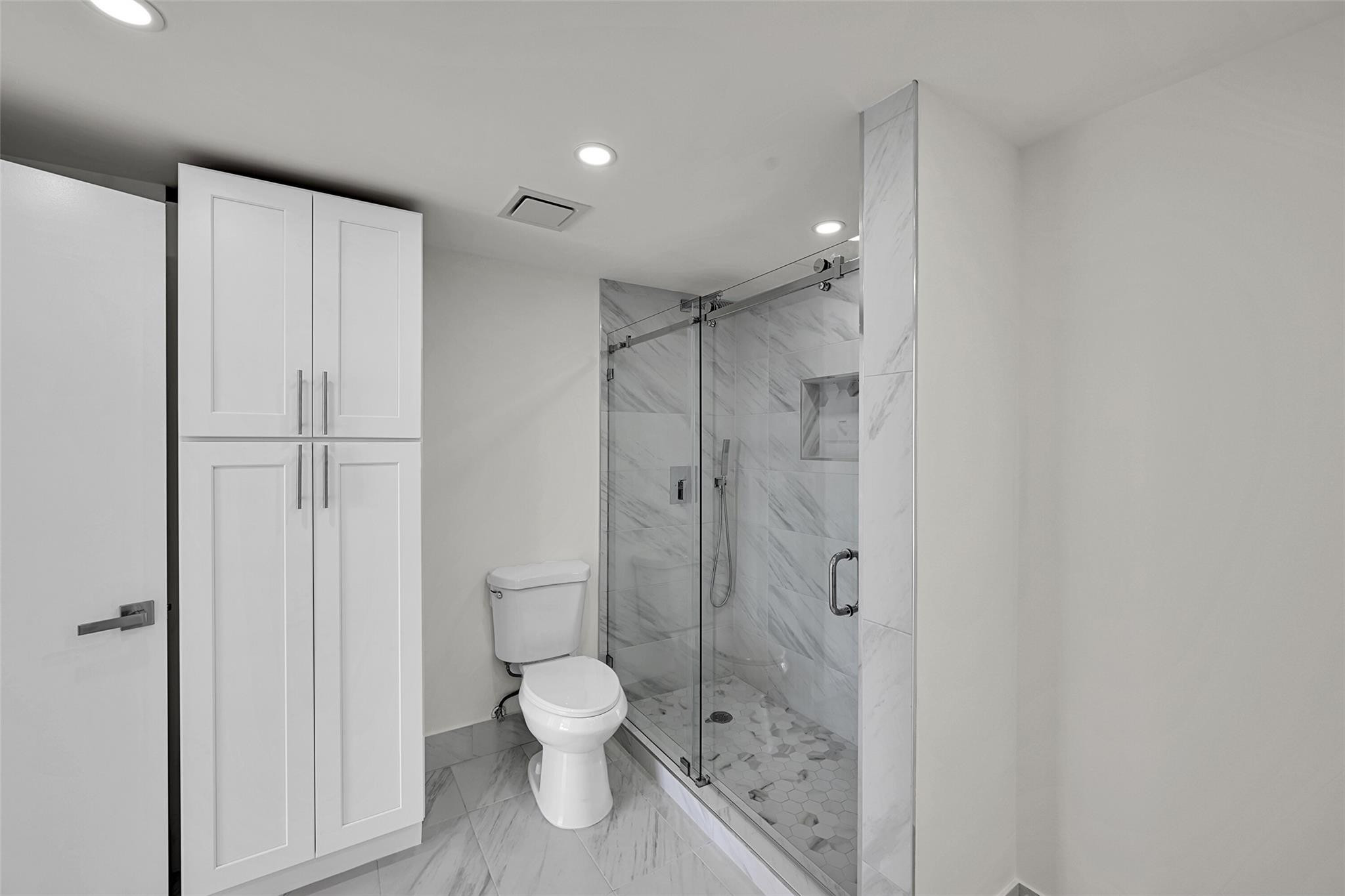 3700 Galt Ocean #1215 Fort Lauderdale, FL 33308