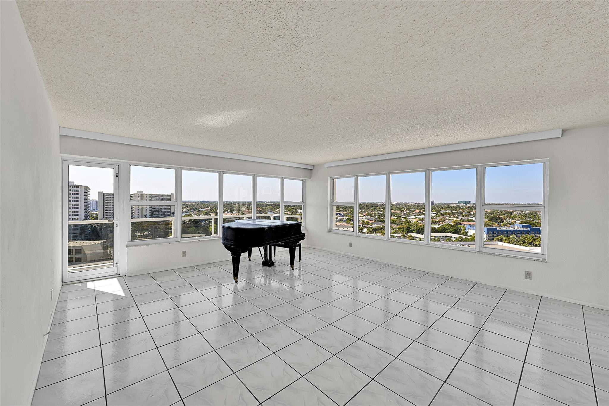 3700 Galt Ocean #1215 Fort Lauderdale, FL 33308