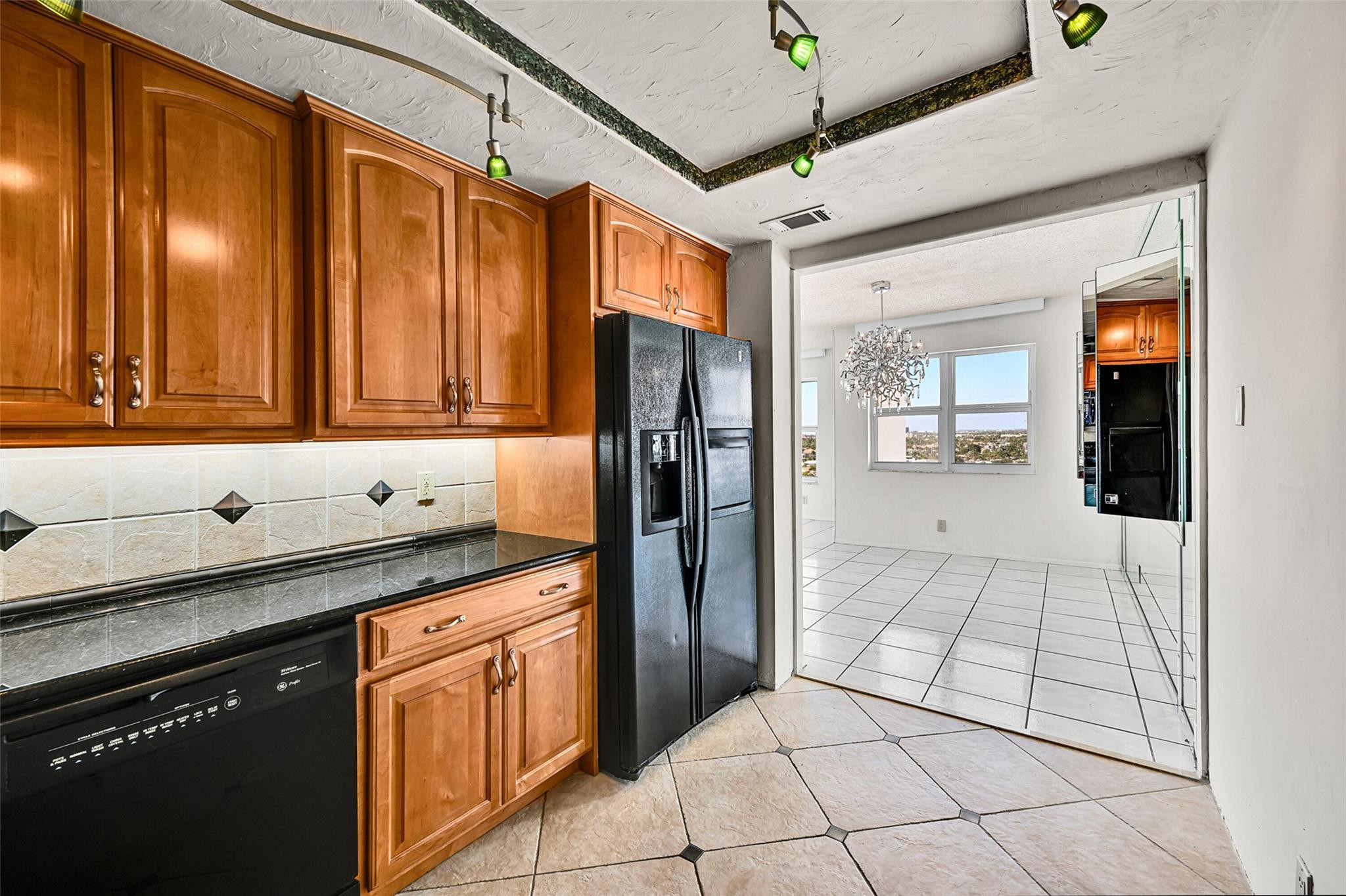 3700 Galt Ocean #1215 Fort Lauderdale, FL 33308