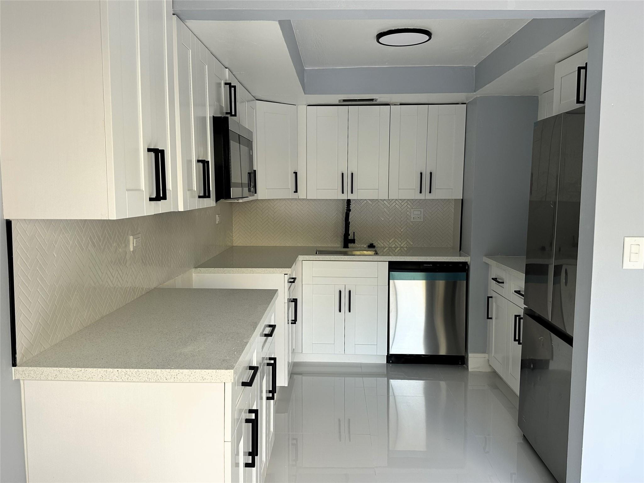 8350 N Missionwood #C-21