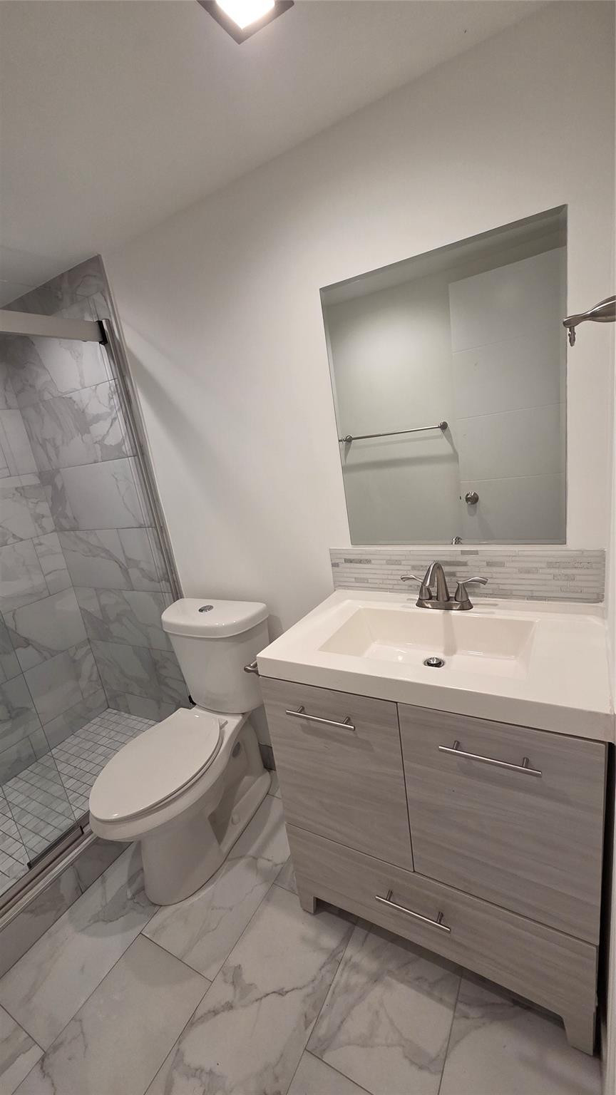 5375 SW 40th #105 Fort Lauderdale, FL 33314