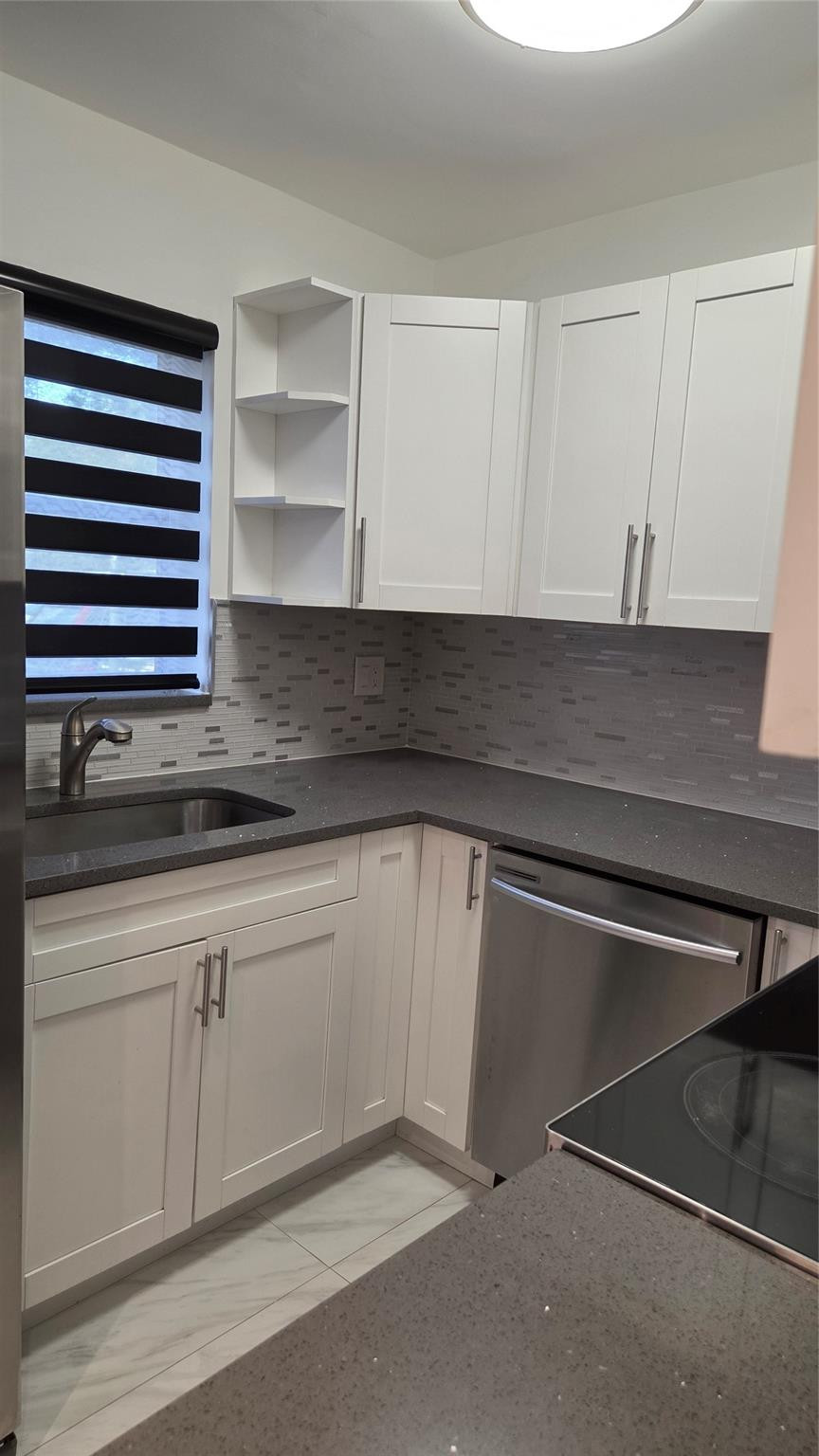 5375 SW 40th #105 Fort Lauderdale, FL 33314