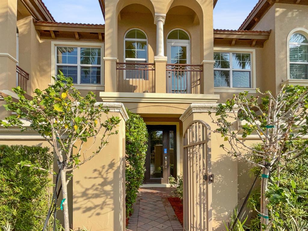 3130 Waterside Circle