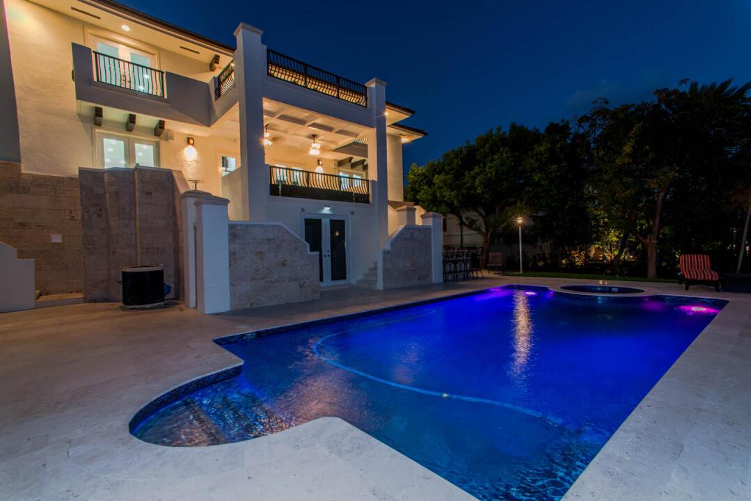 322 Costanera Rd Coral Gables, FL 33143 322 Costanera Rd Coral Gables, FL 33143