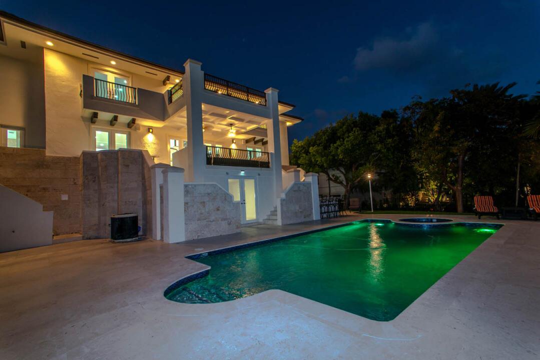 322 Costanera Rd Coral Gables, FL 33143 322 Costanera Rd Coral Gables, FL 33143