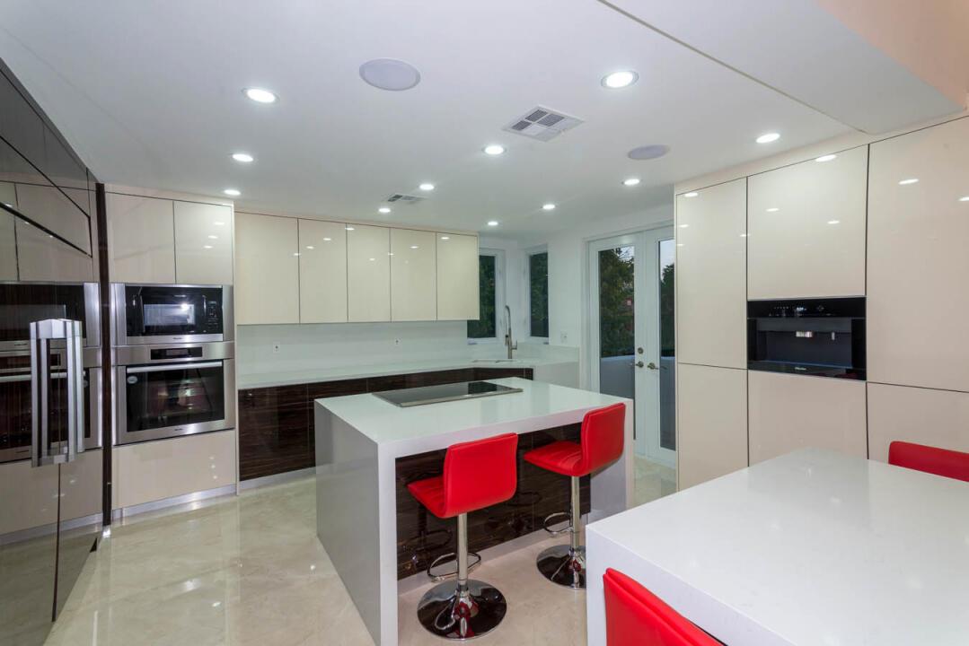 322 Costanera Rd Coral Gables, FL 33143 322 Costanera Rd Coral Gables, FL 33143