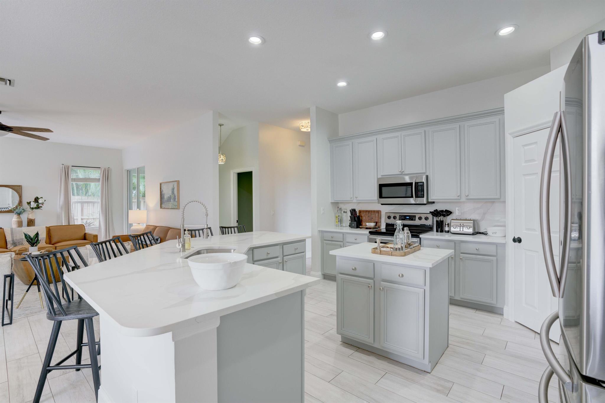 938 Marlin Dr Jupiter, FL 33458