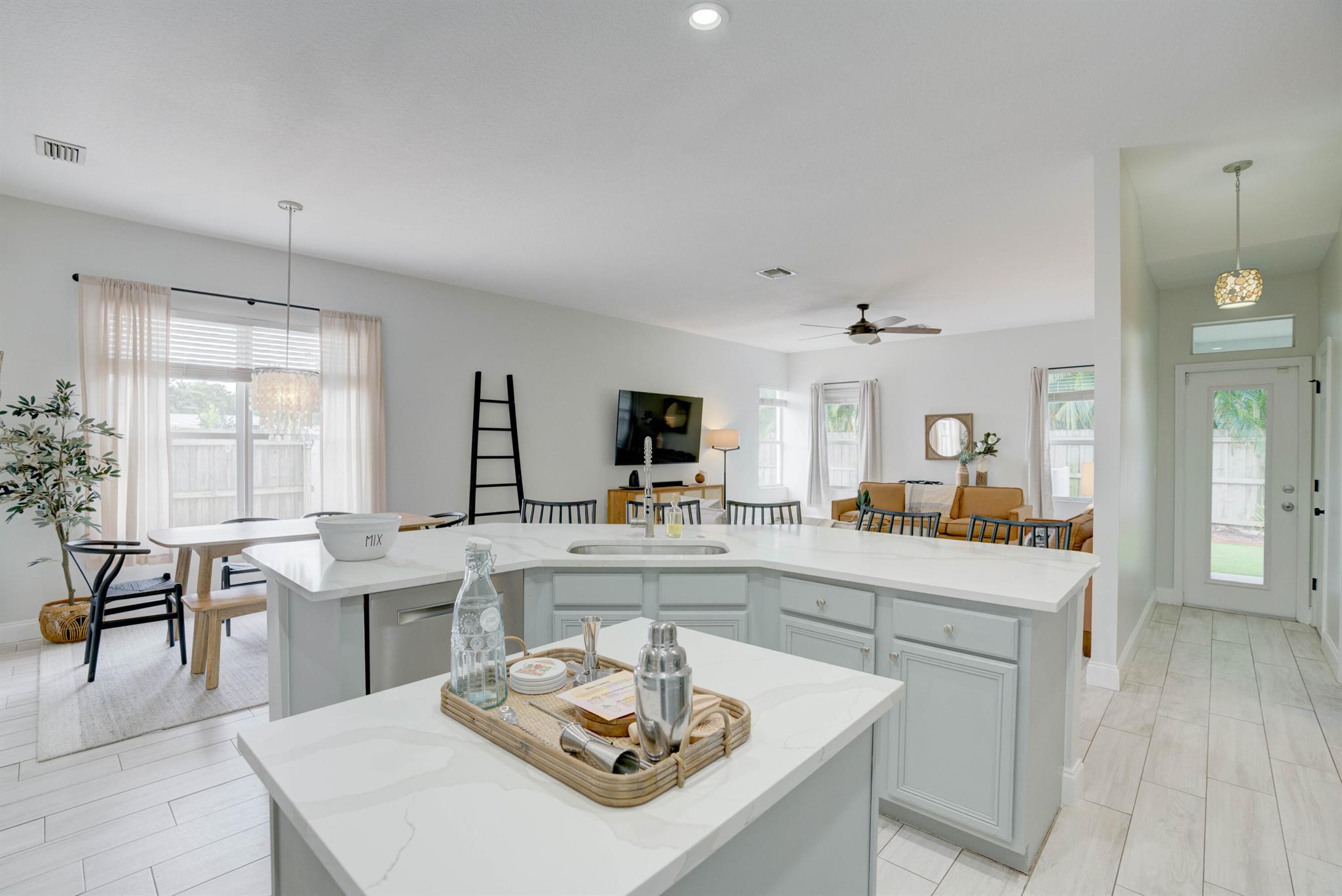 938 Marlin Dr Jupiter, FL 33458