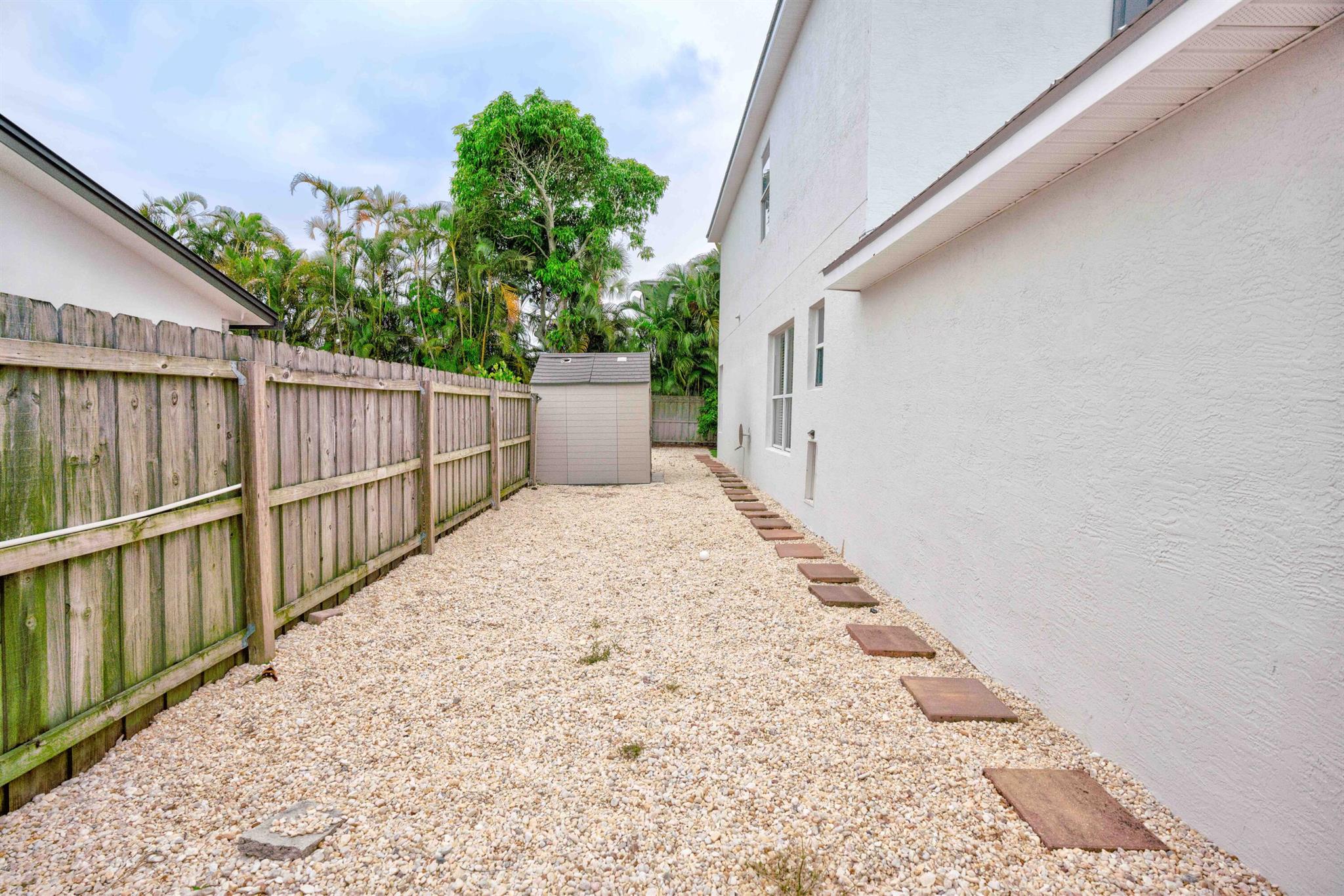 938 Marlin Dr Jupiter, FL 33458