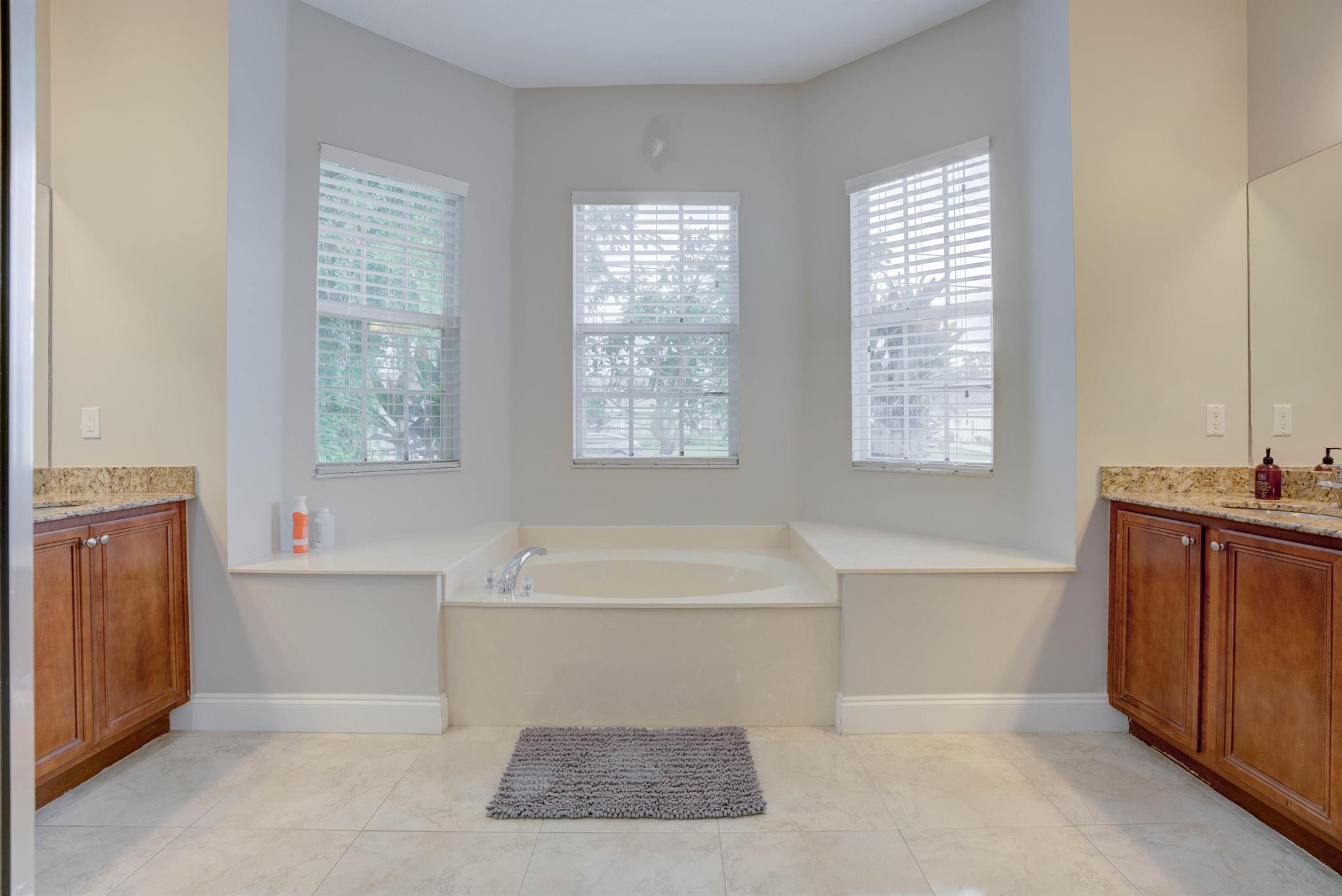 938 Marlin Dr Jupiter, FL 33458