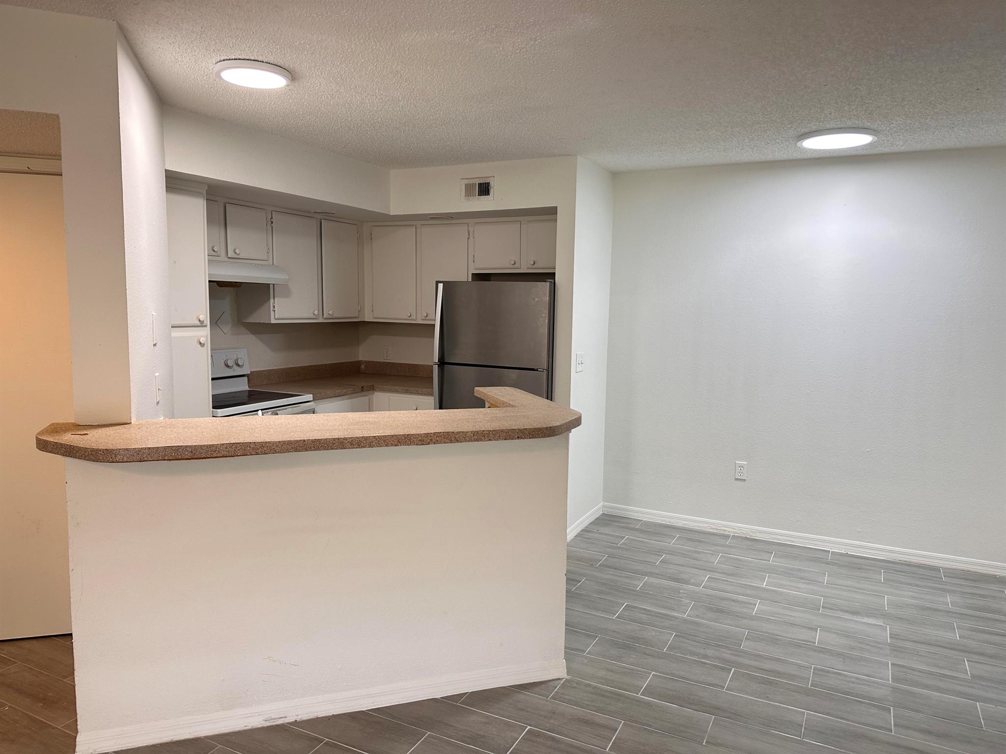 1401 Village Blvd #1512 West Palm Beach, FL 33409