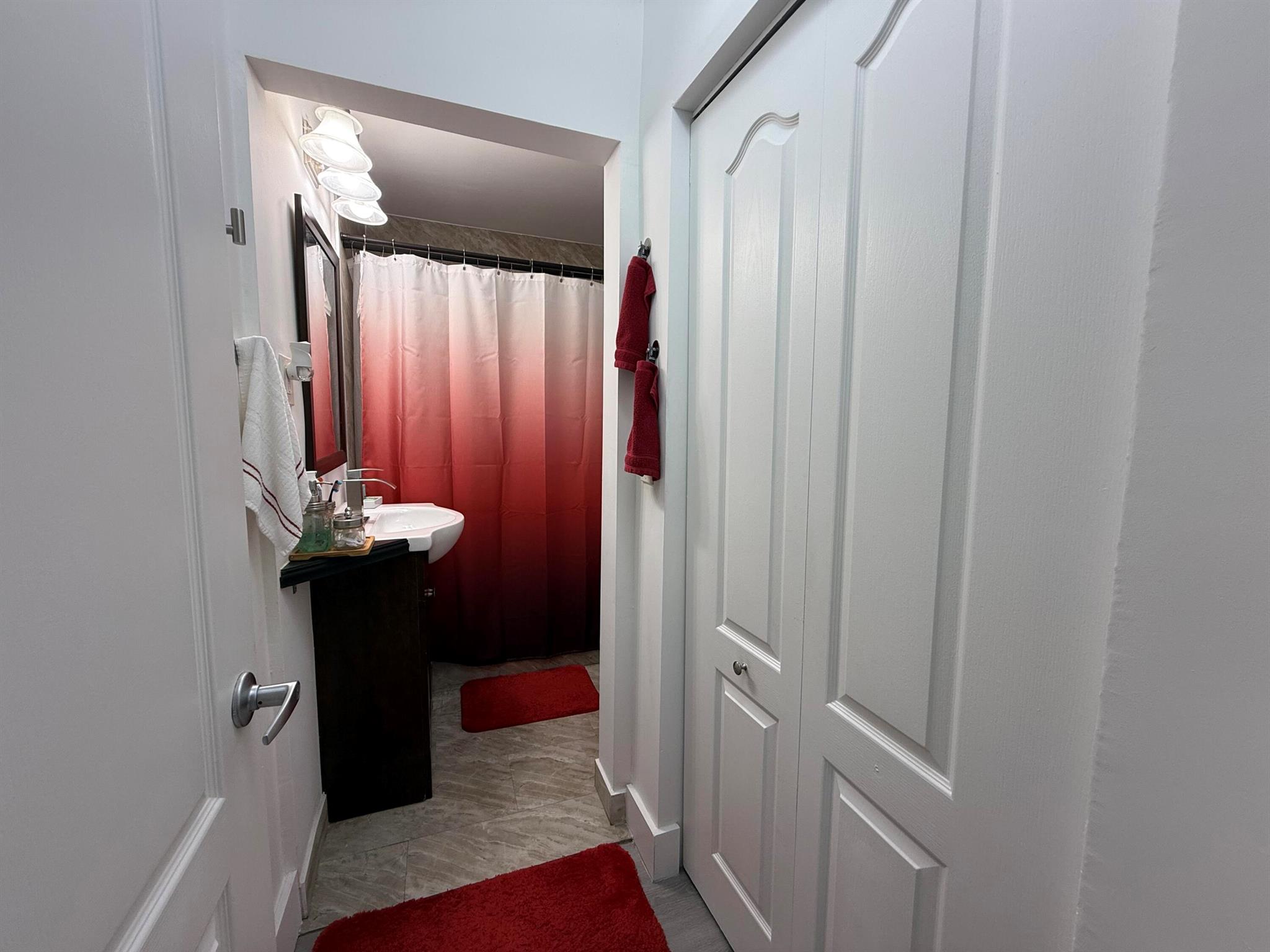 303 NW 28th Way,Fort Lauderdale, FL 33311