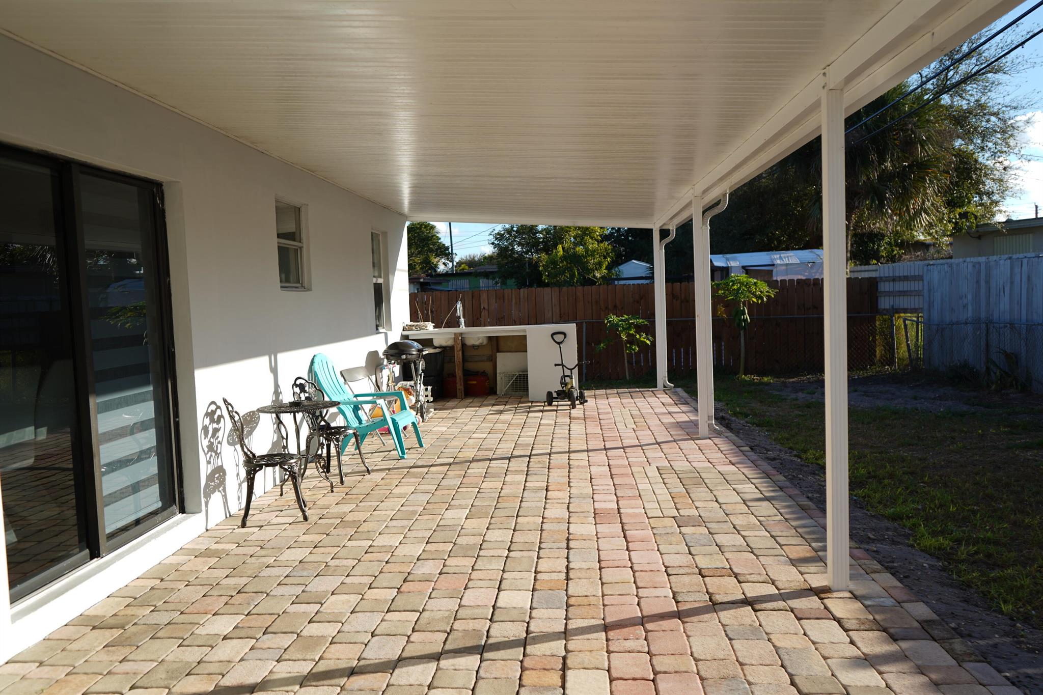 303 NW 28th Way,Fort Lauderdale, FL 33311