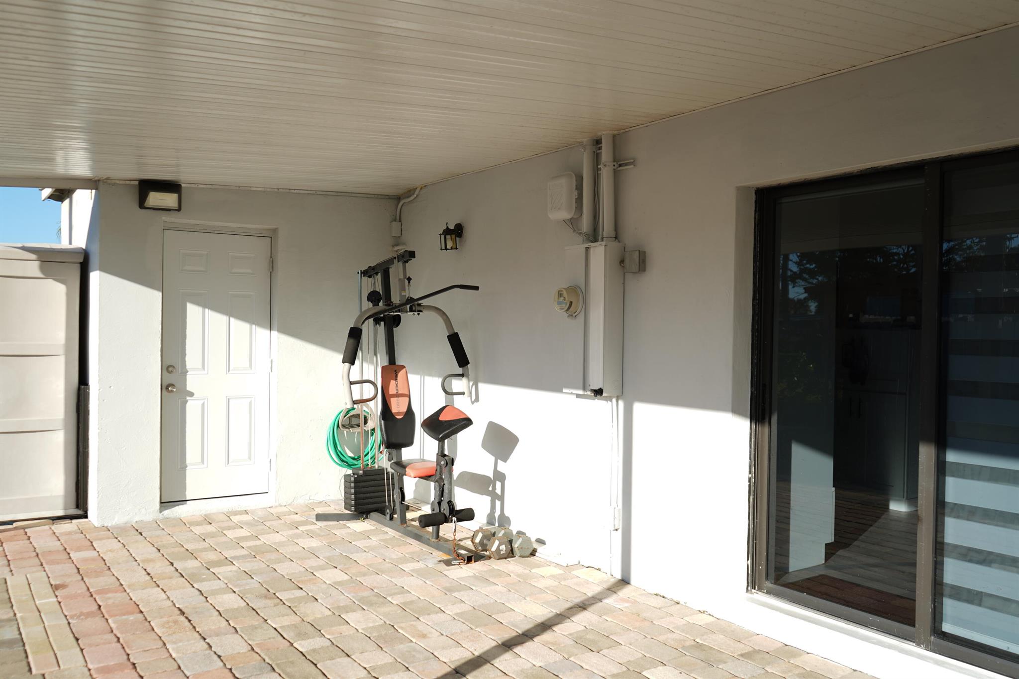 303 NW 28th Way,Fort Lauderdale, FL 33311