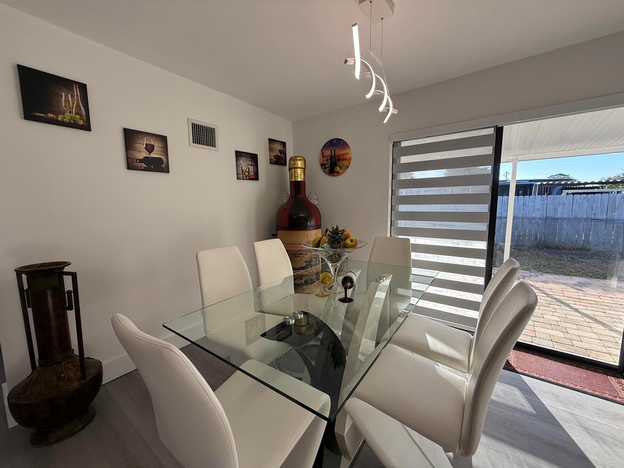 303 NW 28th Way,Fort Lauderdale, FL 33311