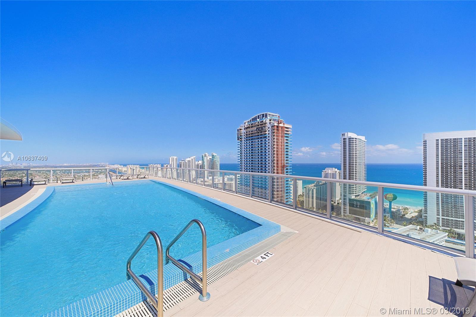 image Beachwalk Condominium19