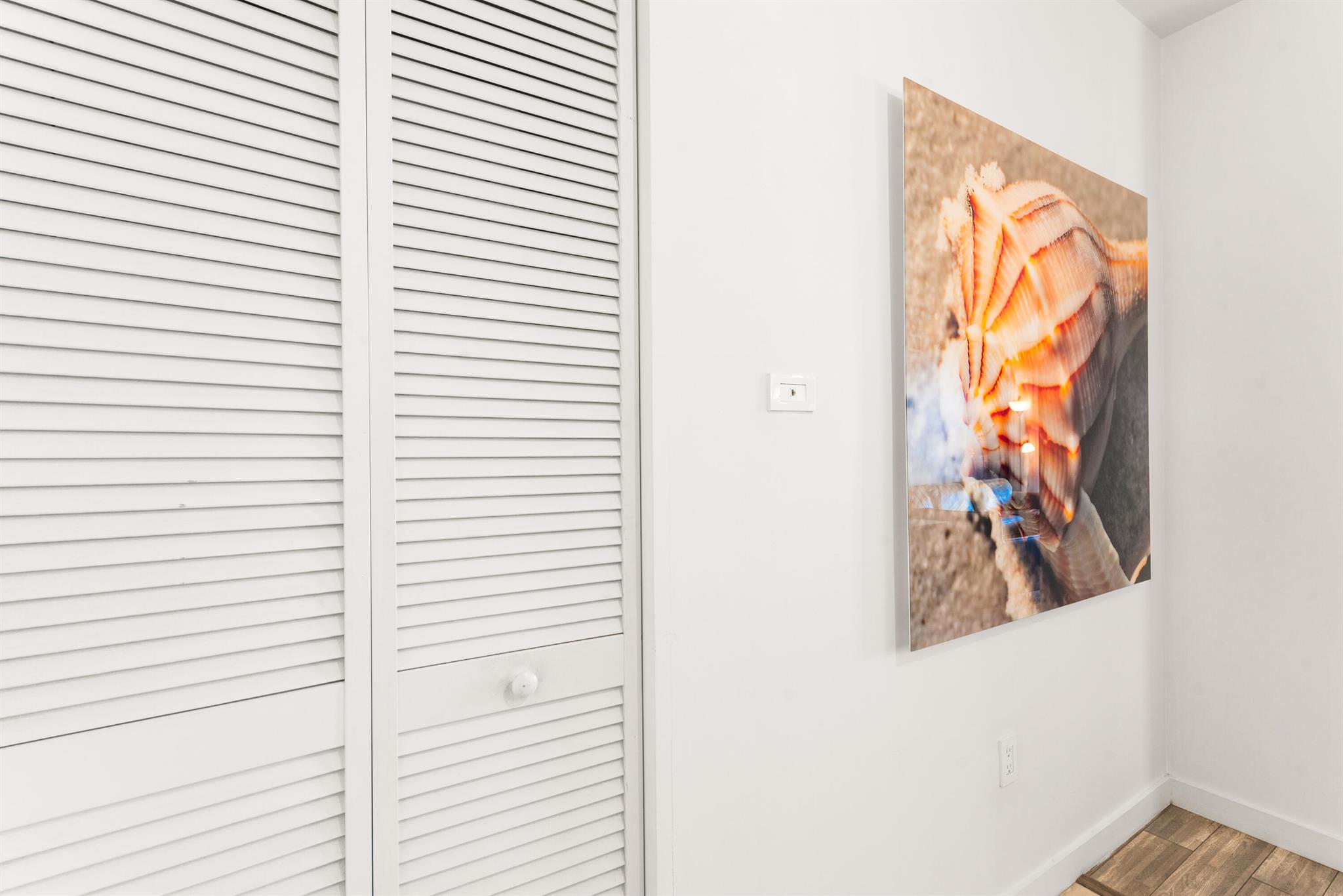 image Beachwalk Condominium24