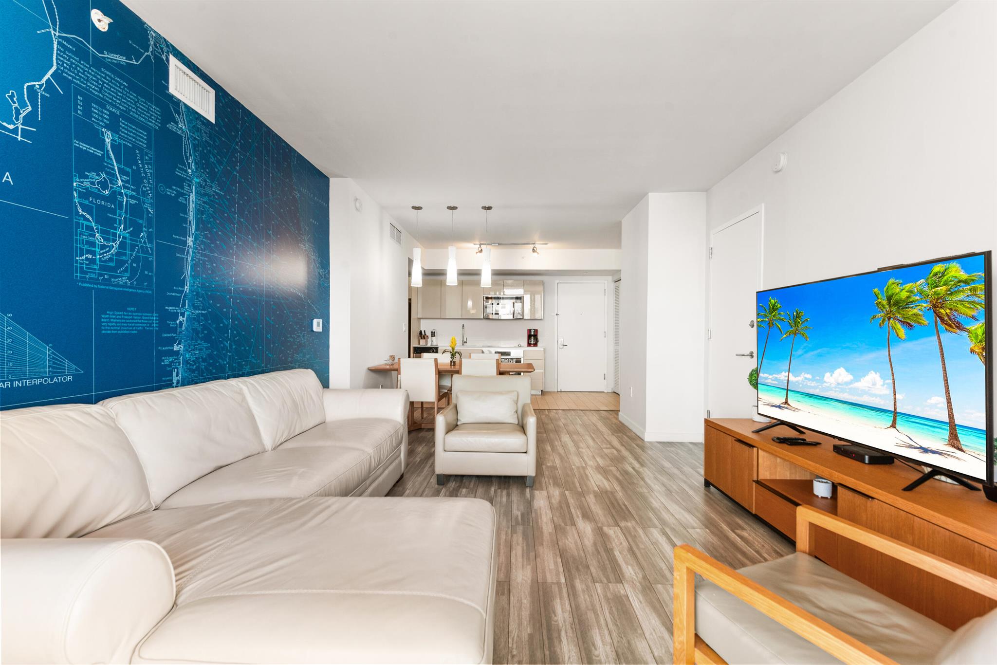 image Beachwalk Condominium33