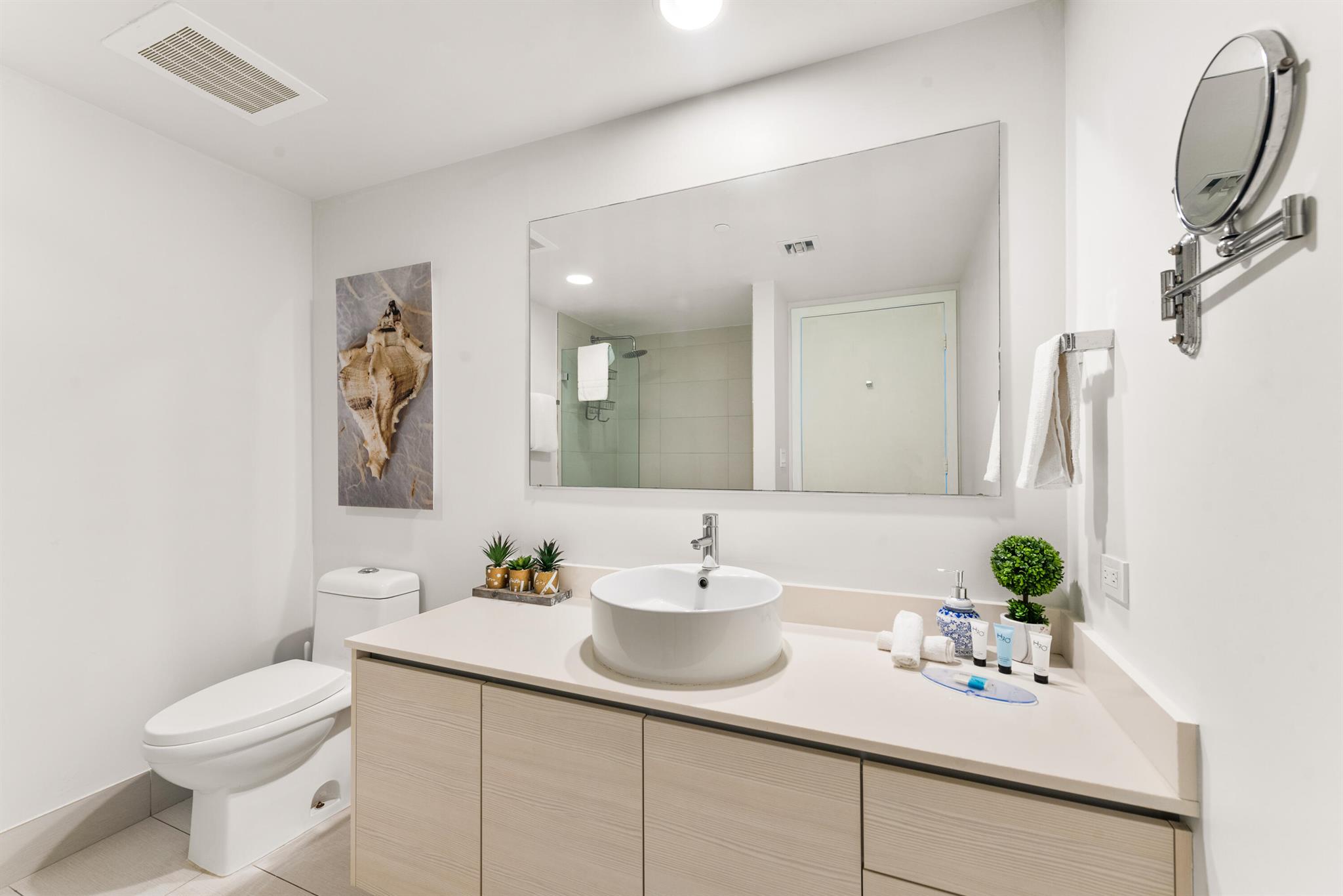 image Beachwalk Condominium40