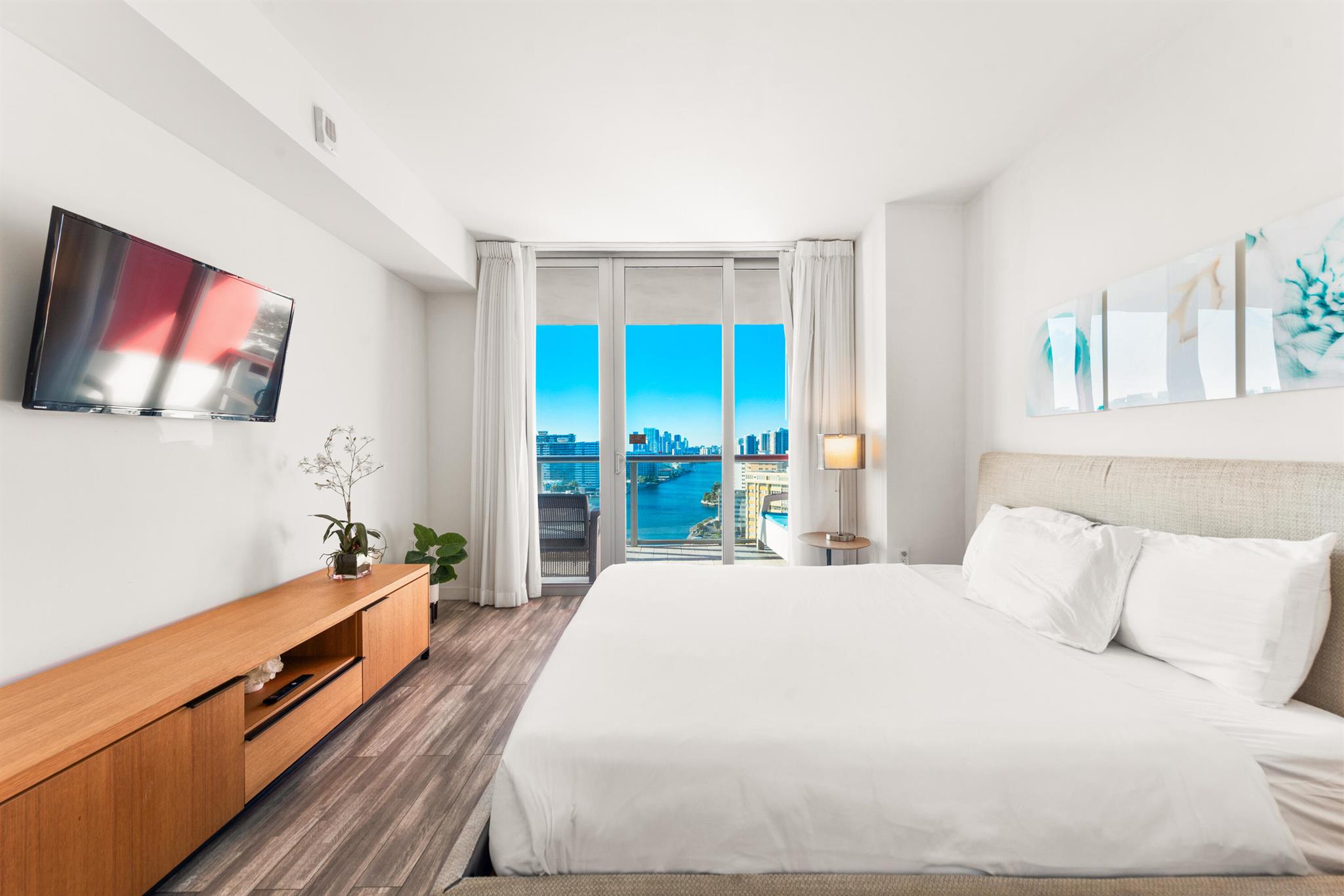 image Beachwalk Condominium44