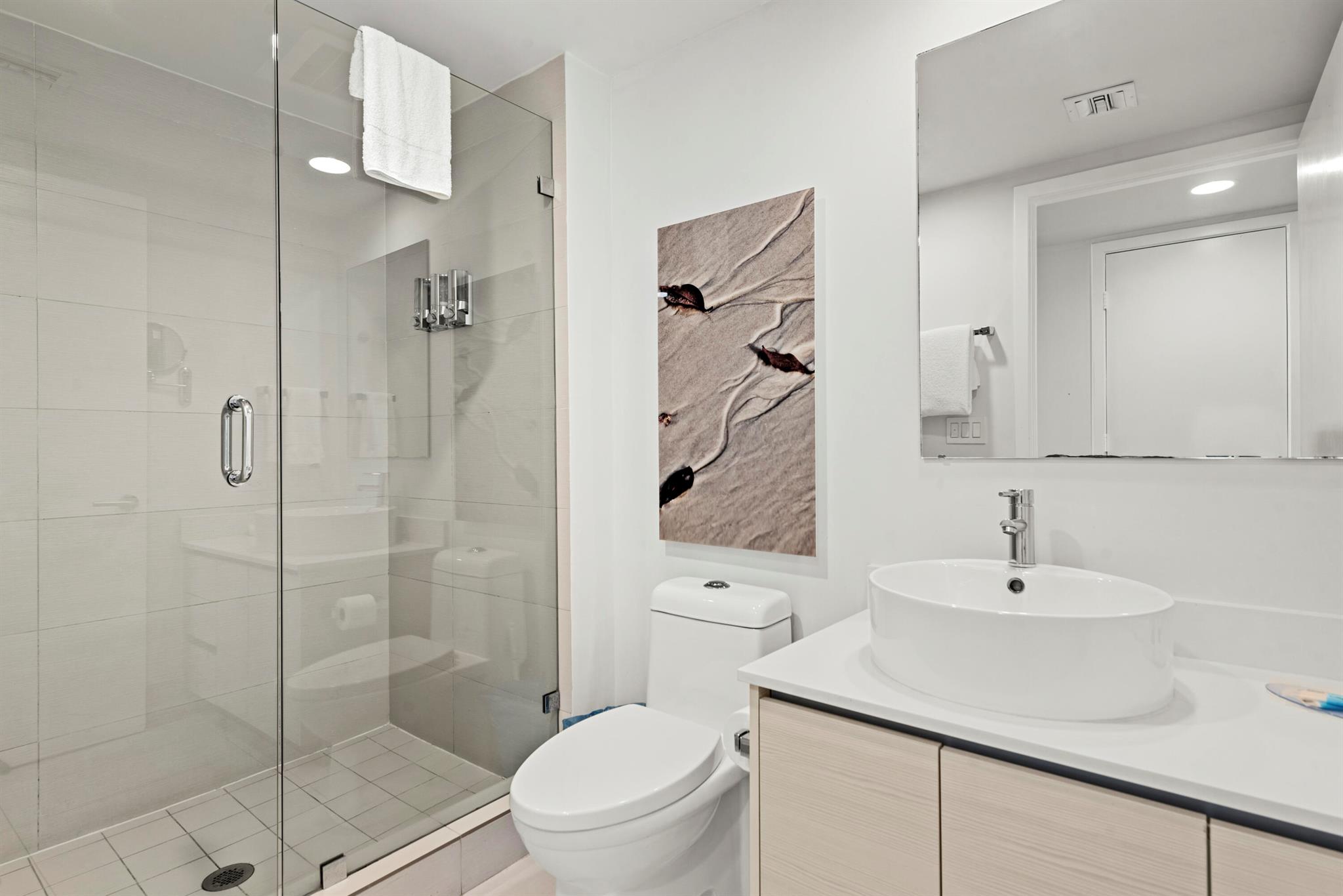 image Beachwalk Condominium50