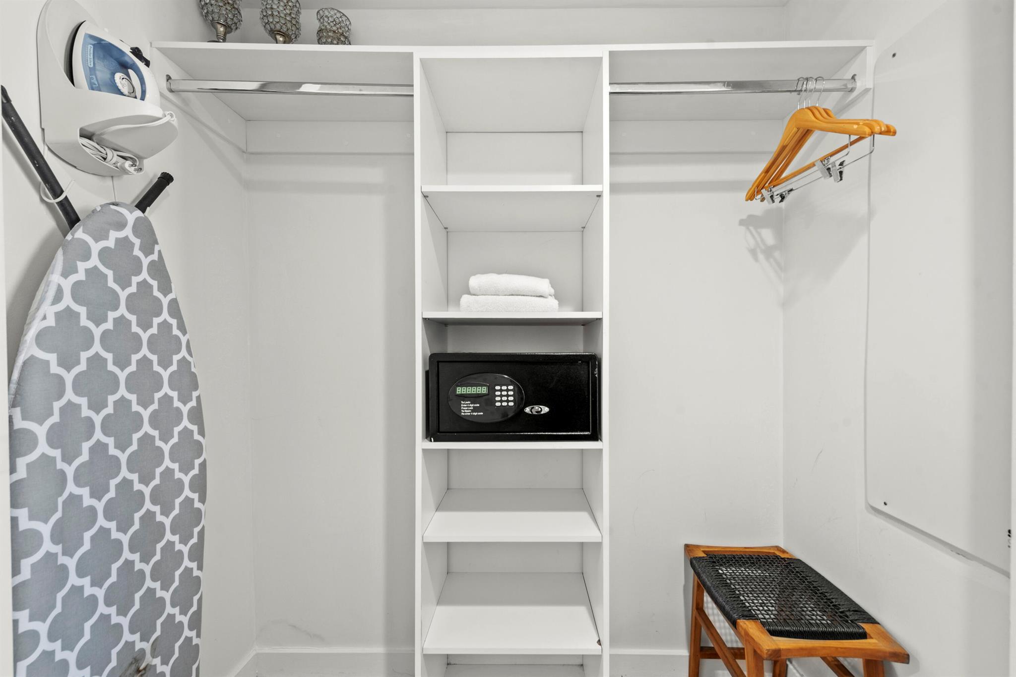 image Beachwalk Condominium51