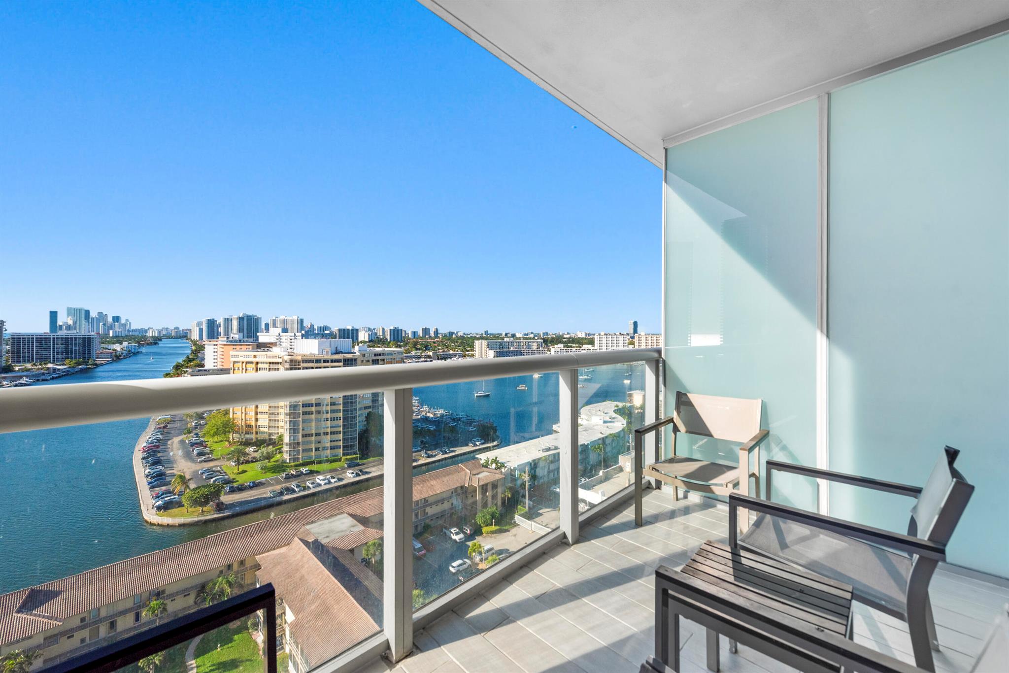 image Beachwalk Condominium60