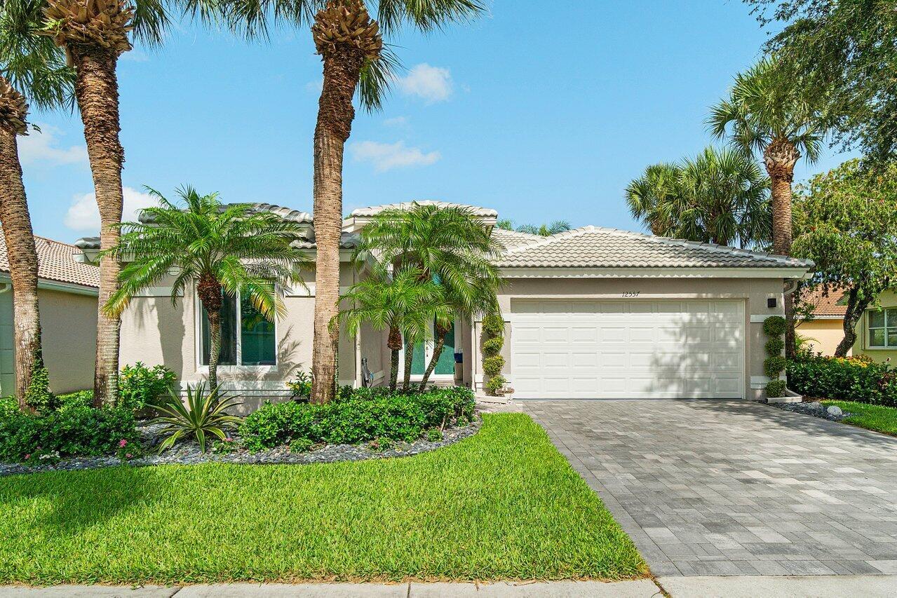 12557 Majestic Isles Dr